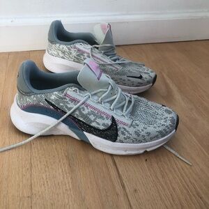 Nike Superrep Go 3 NN Women’s Shoes size 7.5 run walk exercise